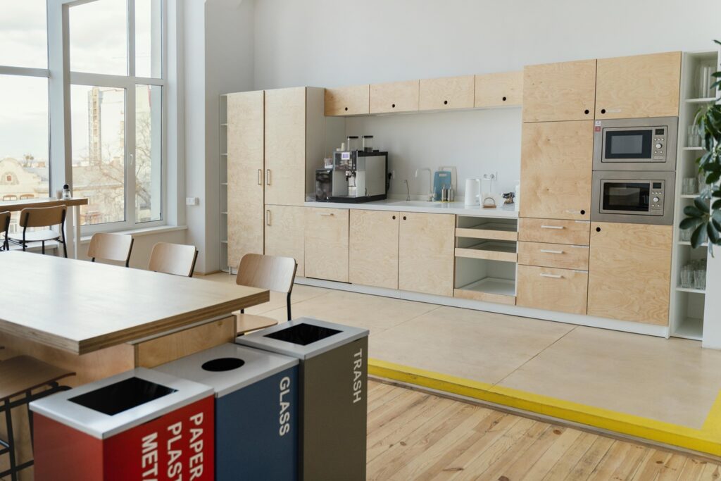 Pack a Kitchen for Moving Day